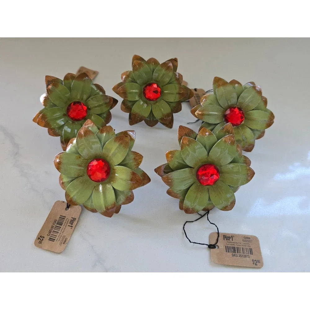 Pier 1 Imports Succulent Flower Napkin Rings Set of 5 Green Red Gem‎ SKU 2512973